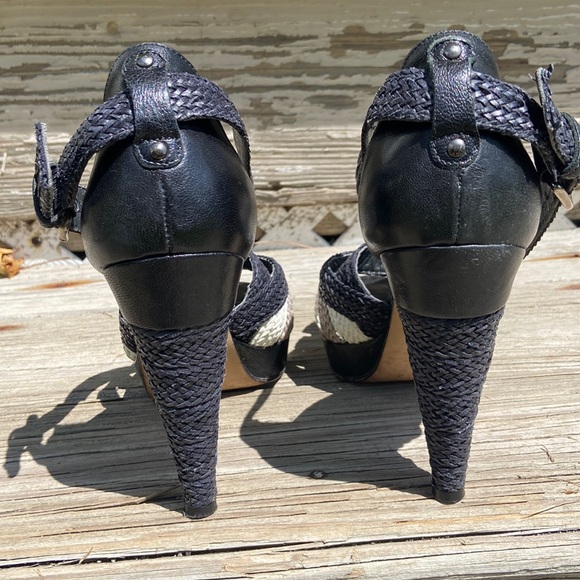 Rare! Stuart Weitzman Smooth + Woven Leather Stiletto Sandals Women's Size 9.5 - Picture 5 of 15